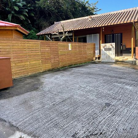 マムヴィッラin森の中の一軒家 Vila Nago Exterior foto