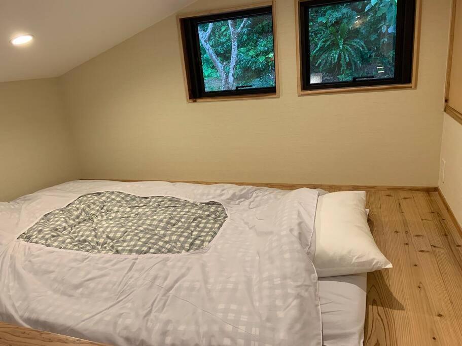 マムヴィッラin森の中の一軒家 Vila Nago Exterior foto